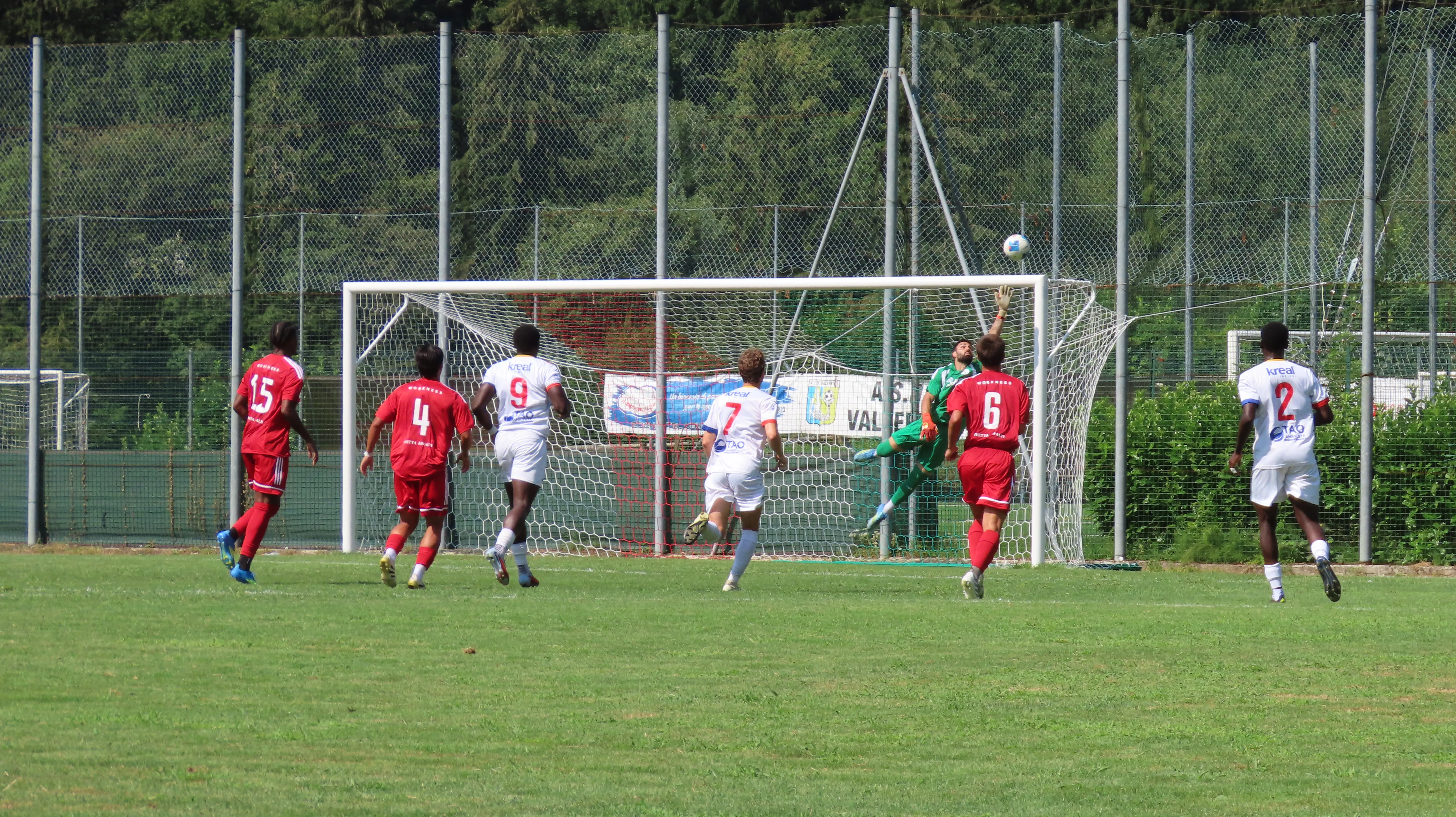 Momento dell'amichevole con la Solbiatese Calcio 1911